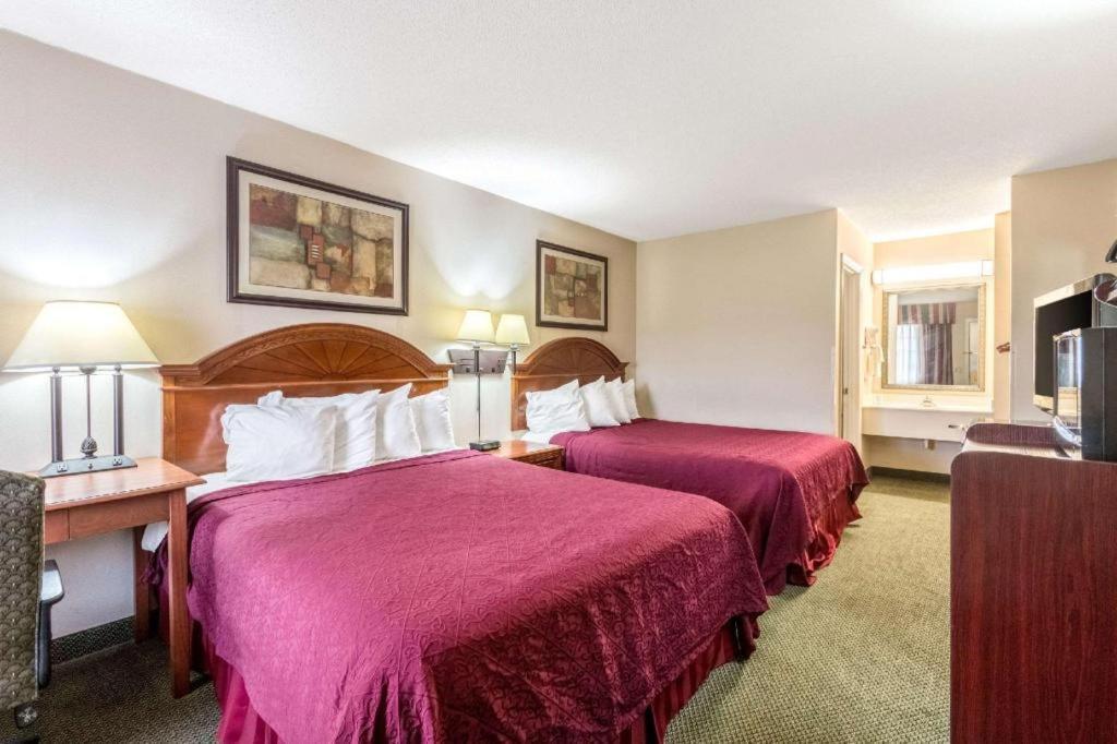Quality Inn Ripley Екстериор снимка
