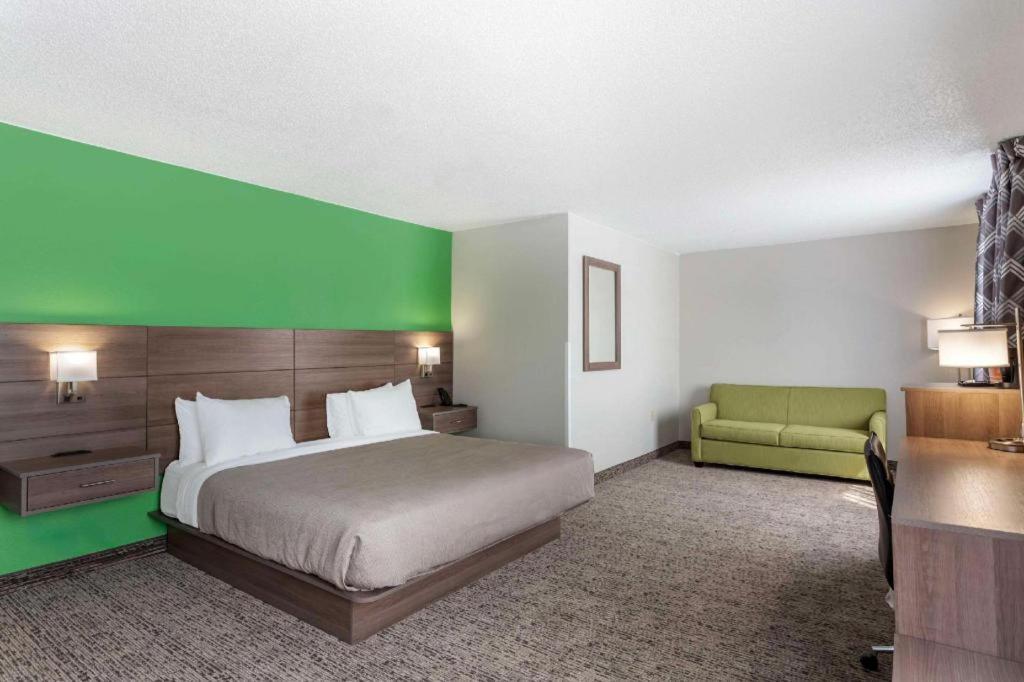 Quality Inn Ripley Екстериор снимка