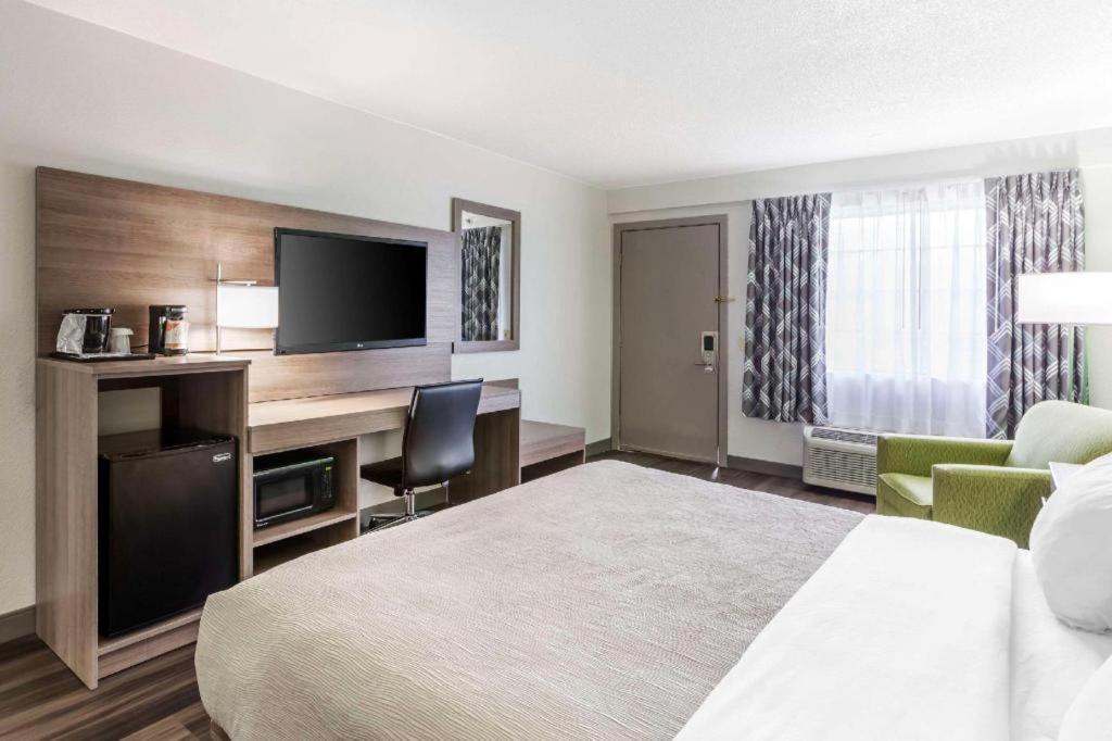 Quality Inn Ripley Екстериор снимка
